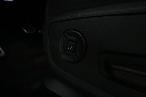 Vehicle Image 27
