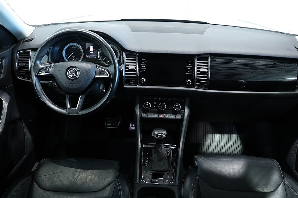 Vehicle Image 19