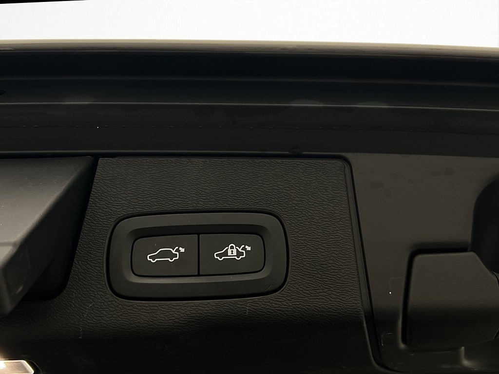 Vehicle Image 29