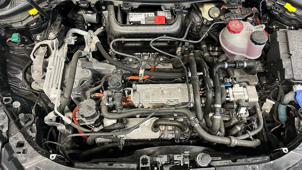 Vehicle Image 11