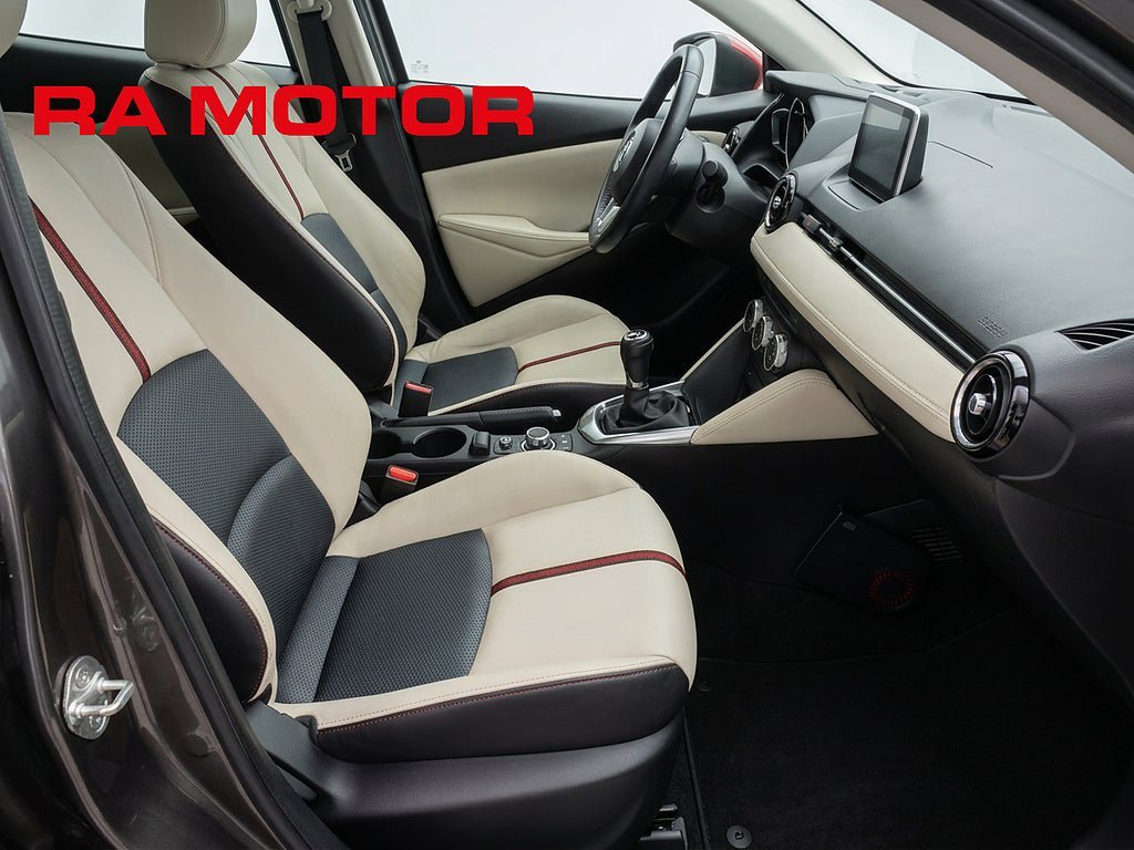 Vehicle Image 15