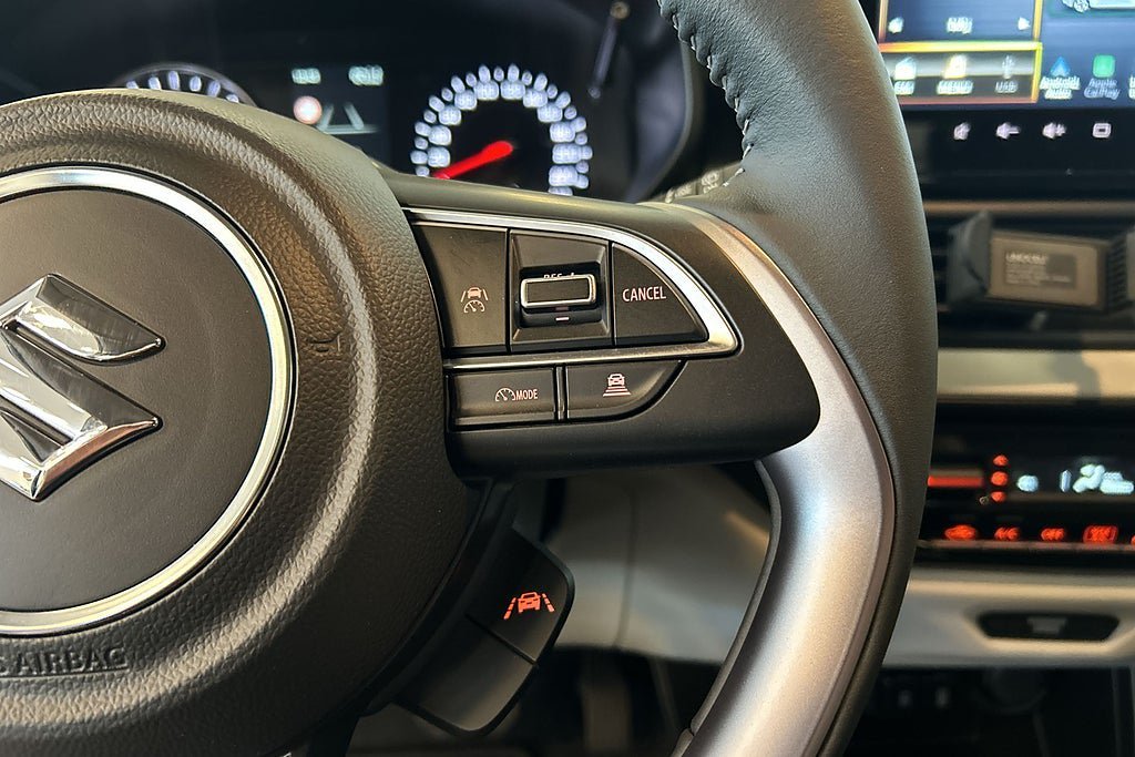 Vehicle Image 23