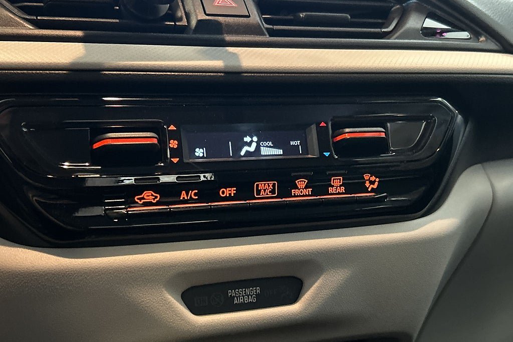 Vehicle Image 29