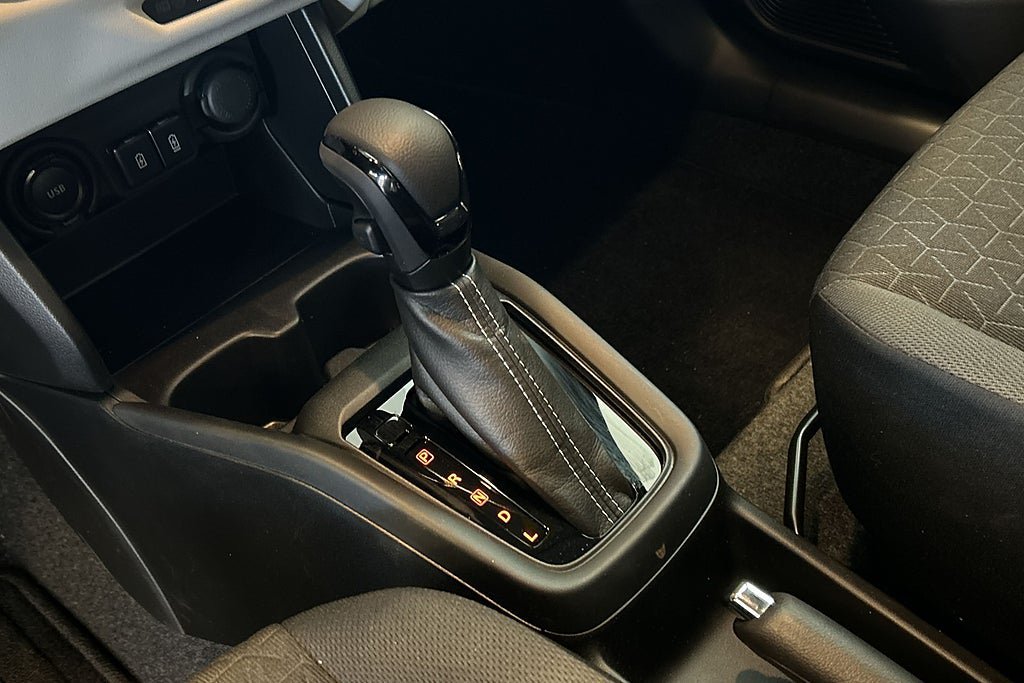 Vehicle Image 30
