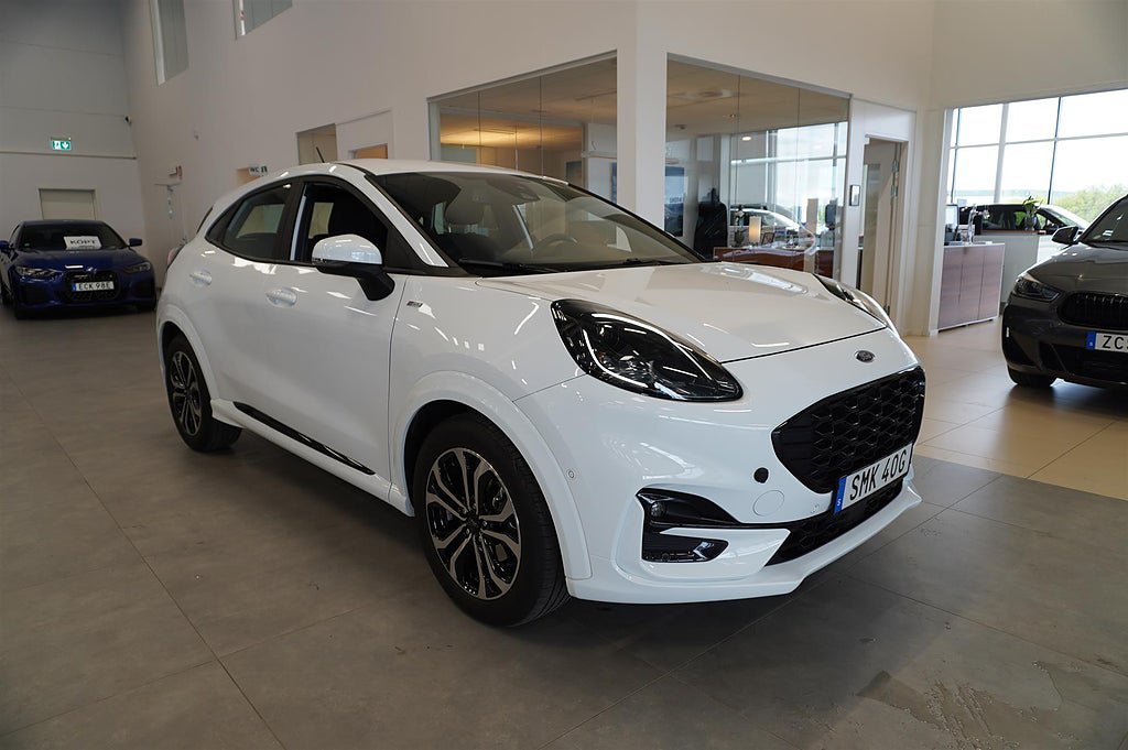 Vehicle Image 7