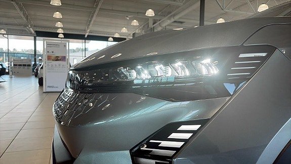Vehicle Image 9