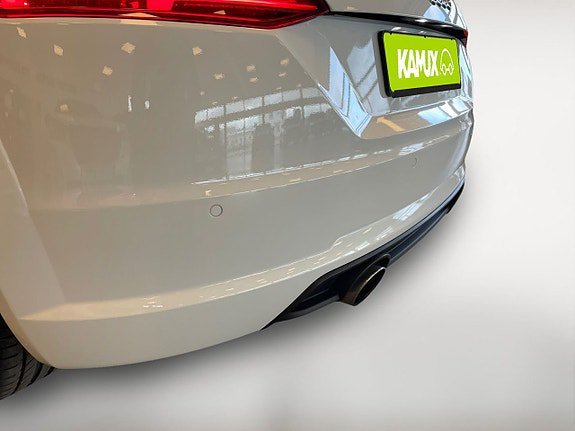 Vehicle Image 18