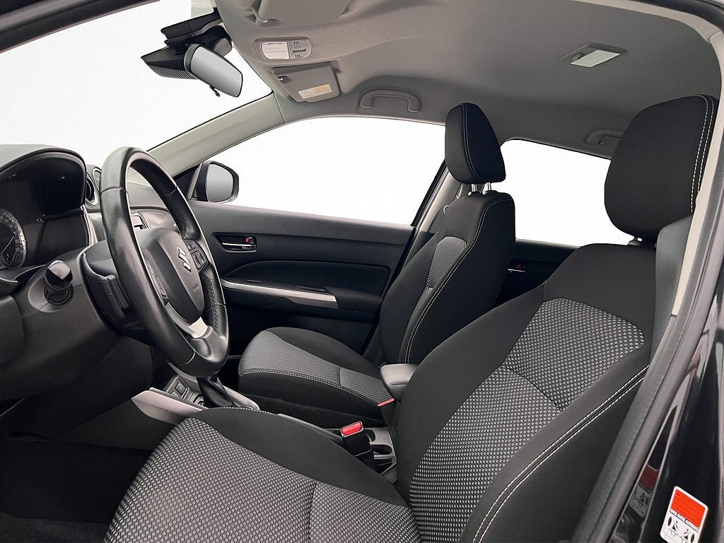 Vehicle Image 11