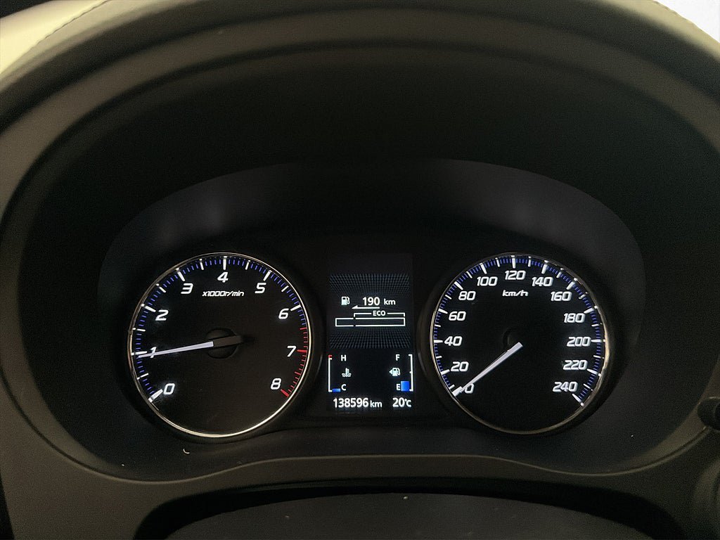 Vehicle Image 17