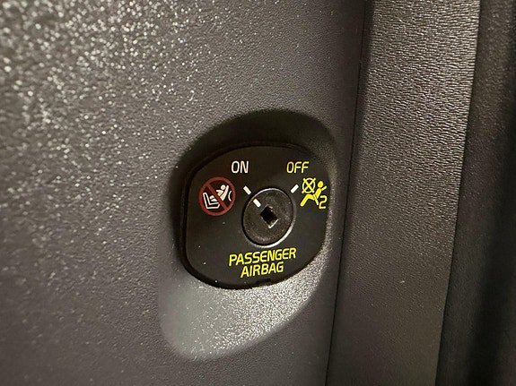 Vehicle Image 28