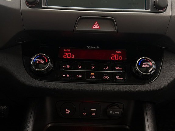 Vehicle Image 24