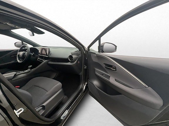 Vehicle Image 21