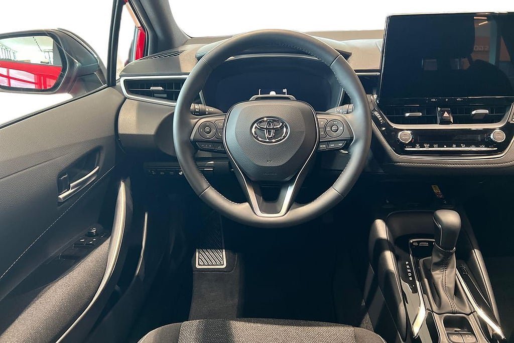 Vehicle Image 11
