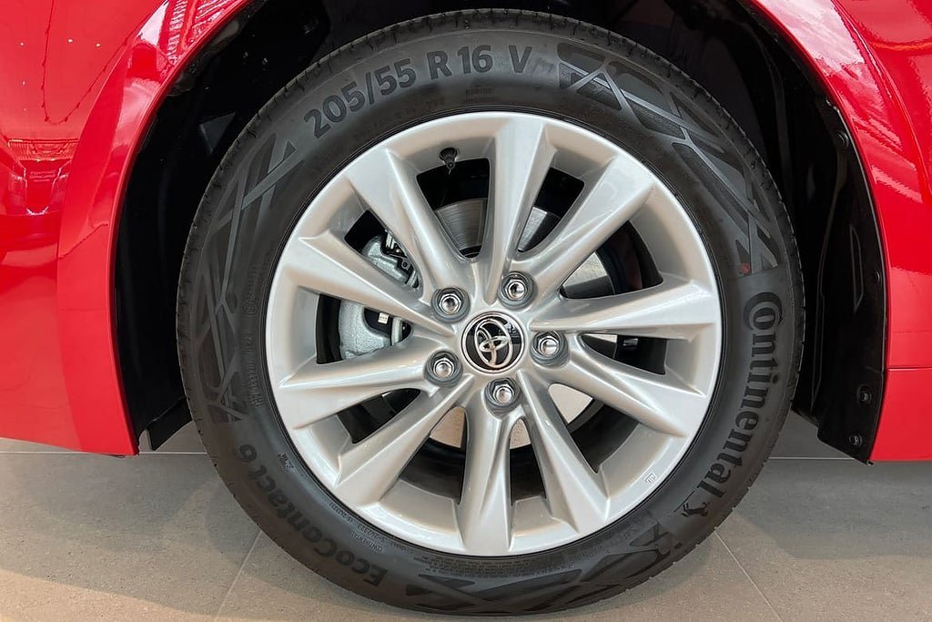Vehicle Image 17