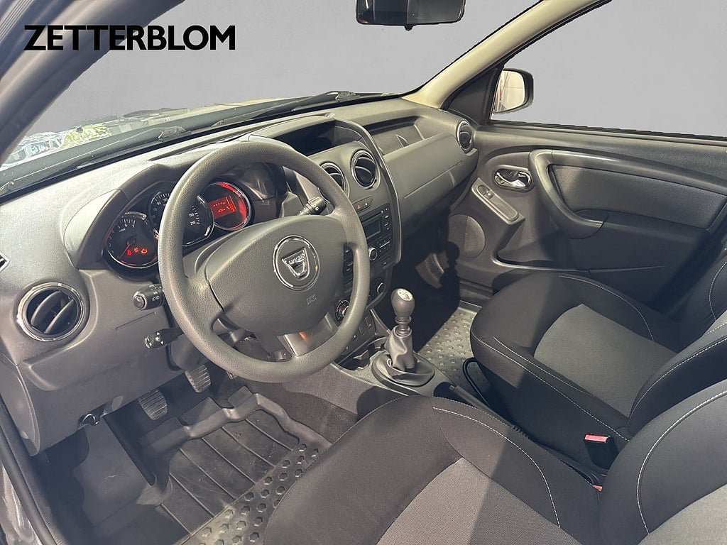 Vehicle Image 8