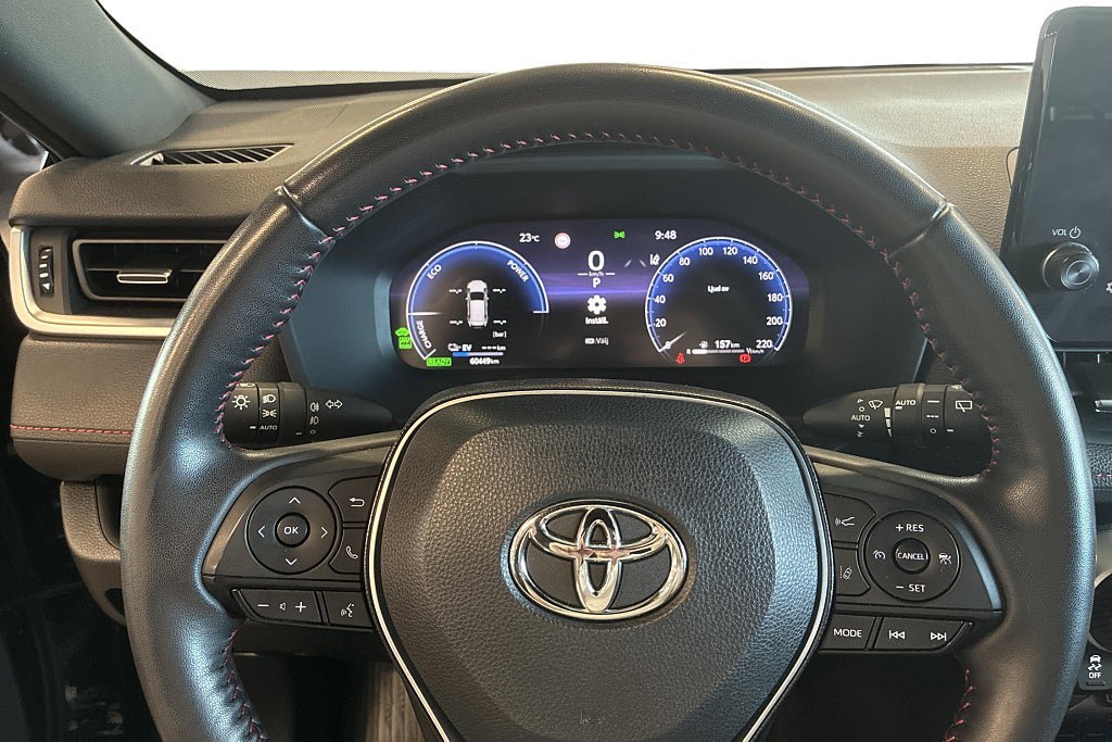 Vehicle Image 12