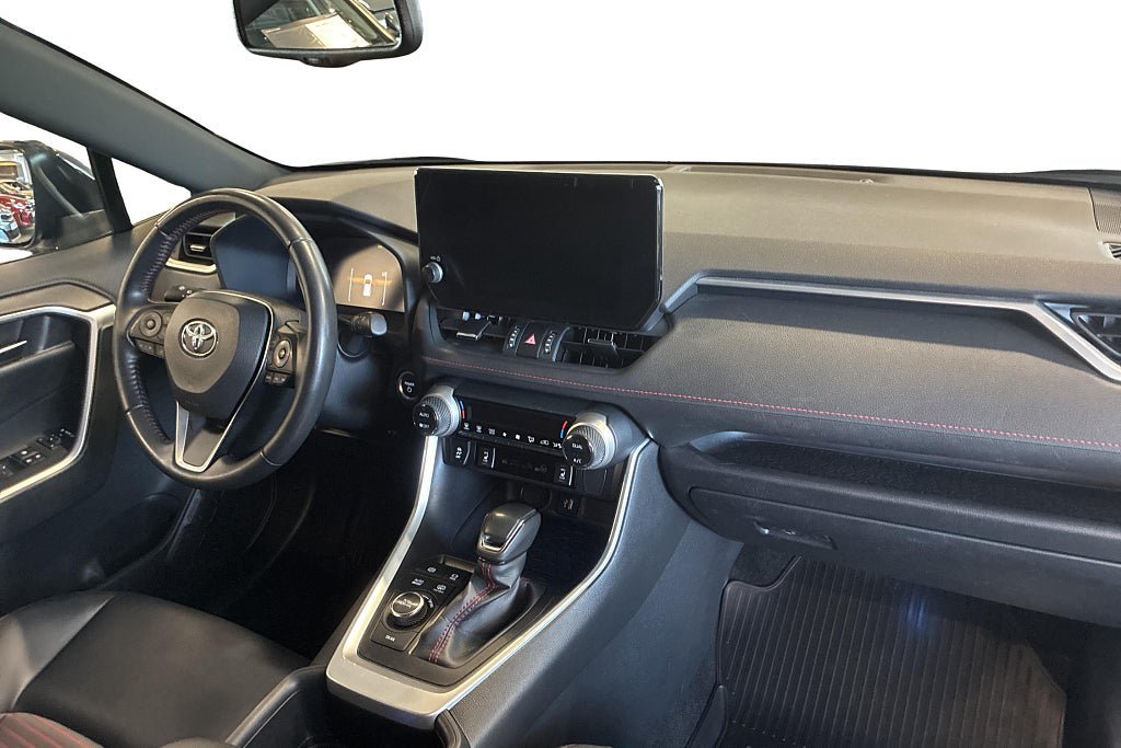 Vehicle Image 15