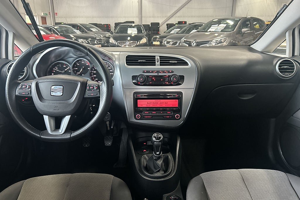 Vehicle Image 13