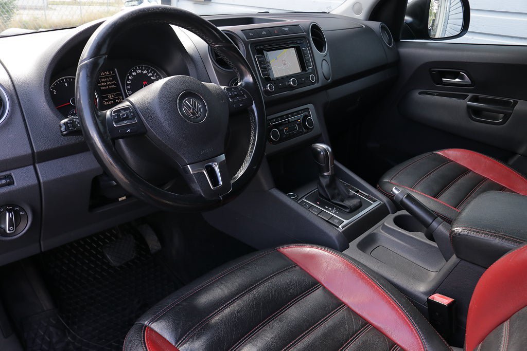 Vehicle Image 10