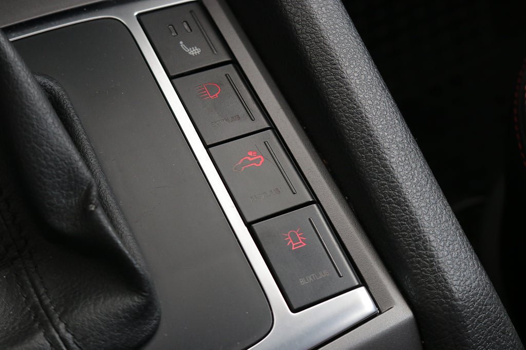 Vehicle Image 26