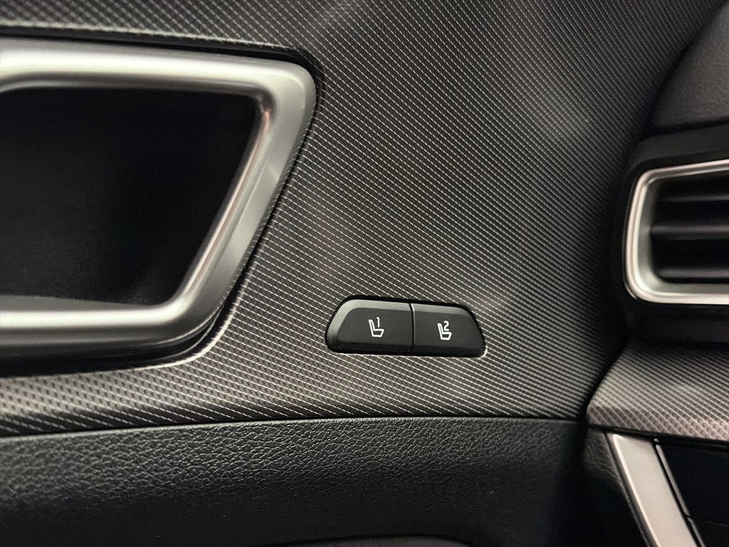 Vehicle Image 28