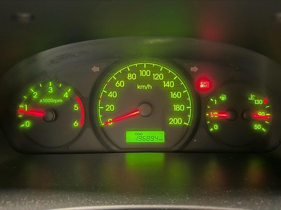 Vehicle Image 13
