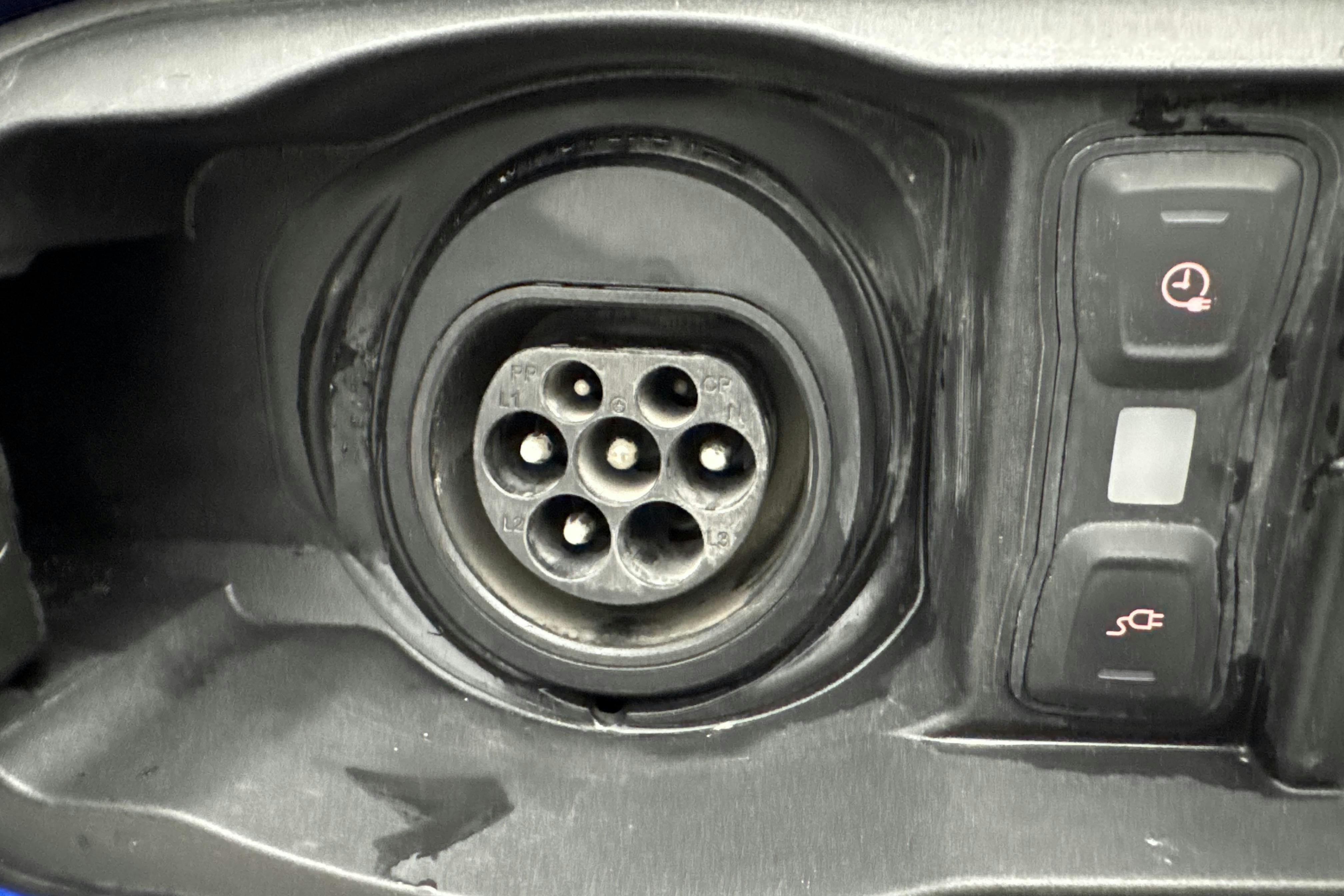 Vehicle Image 17