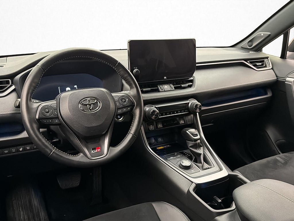 Vehicle Image 13