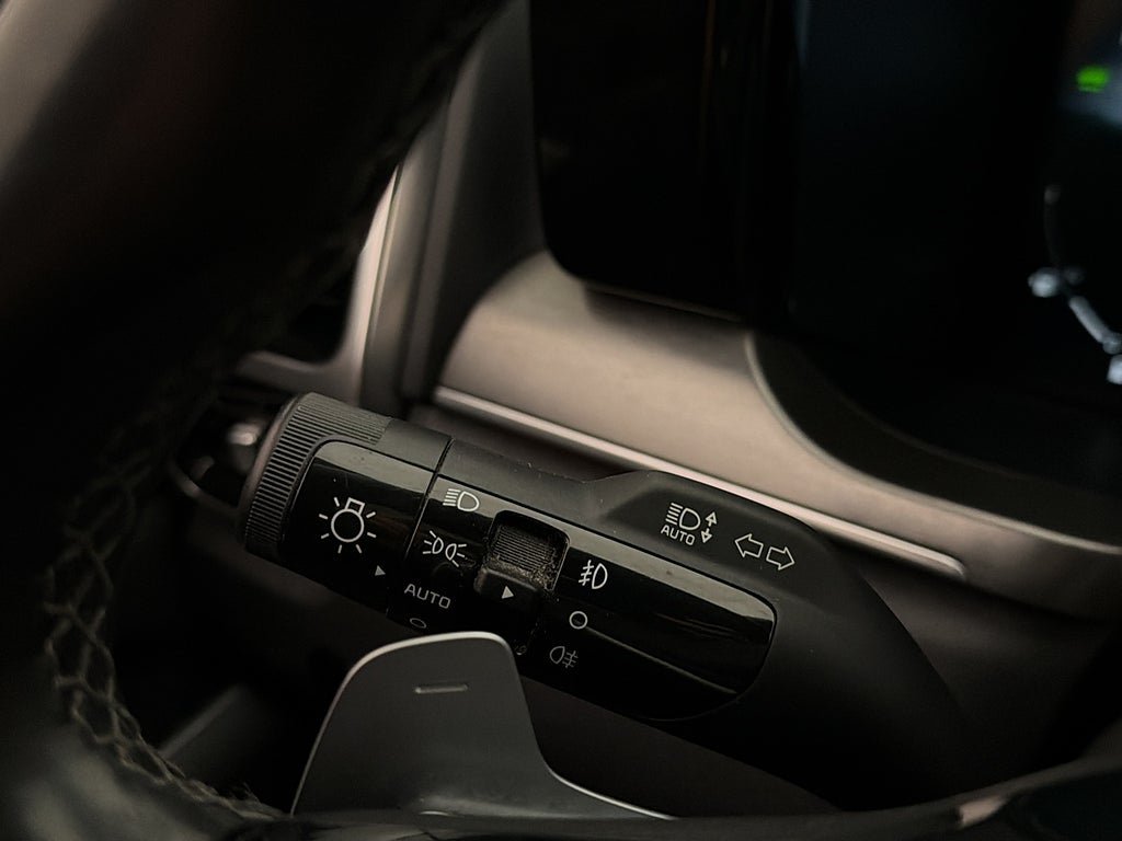 Vehicle Image 33