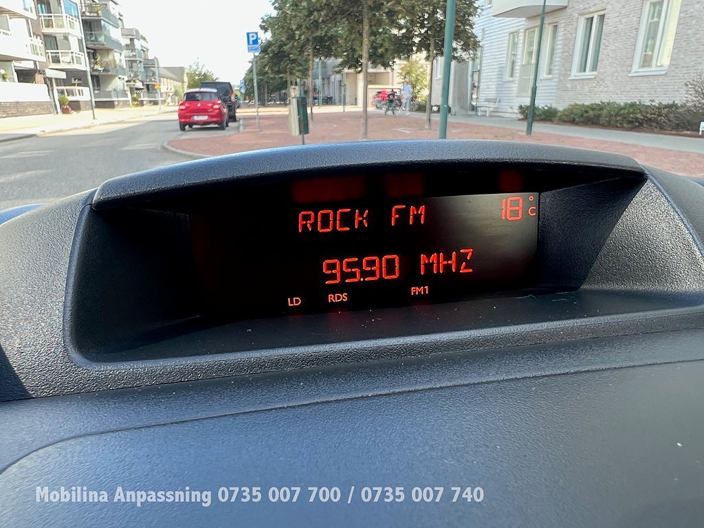 Vehicle Image 29
