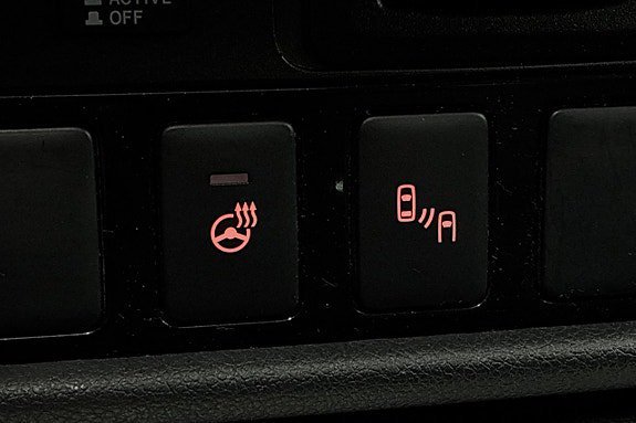 Vehicle Image 24