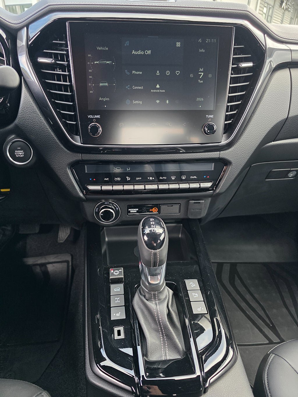 Vehicle Image 18