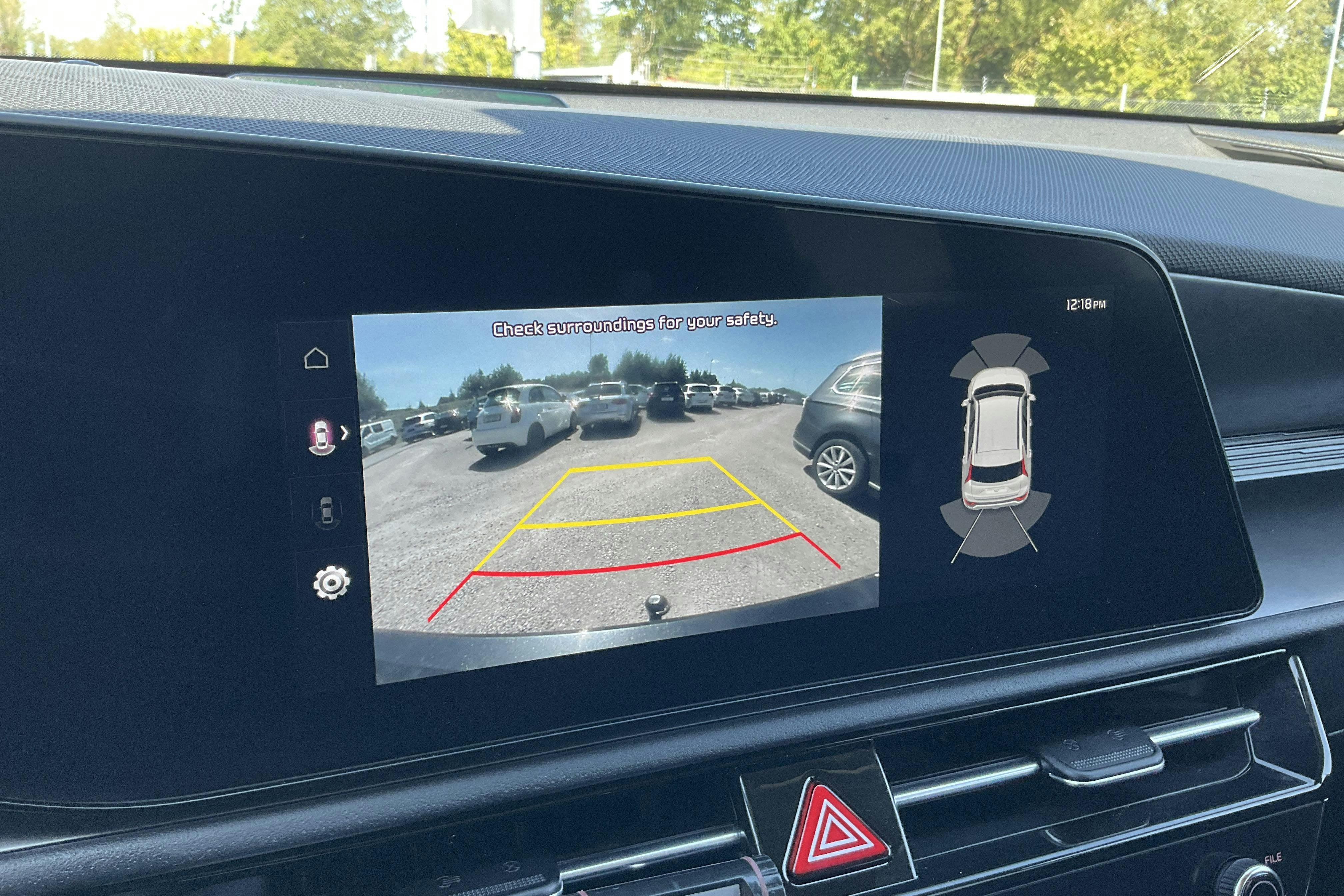 Vehicle Image 12