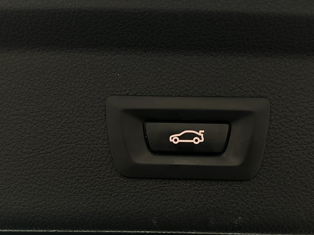 Vehicle Image 27