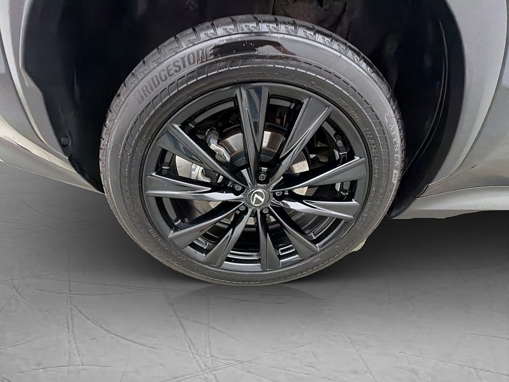 Vehicle Image 33