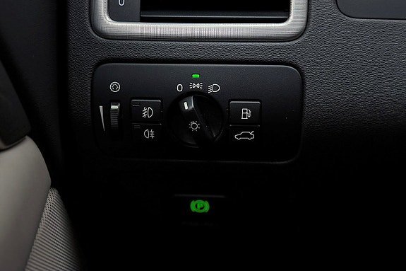 Vehicle Image 27