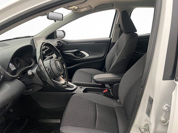 Vehicle Image 10