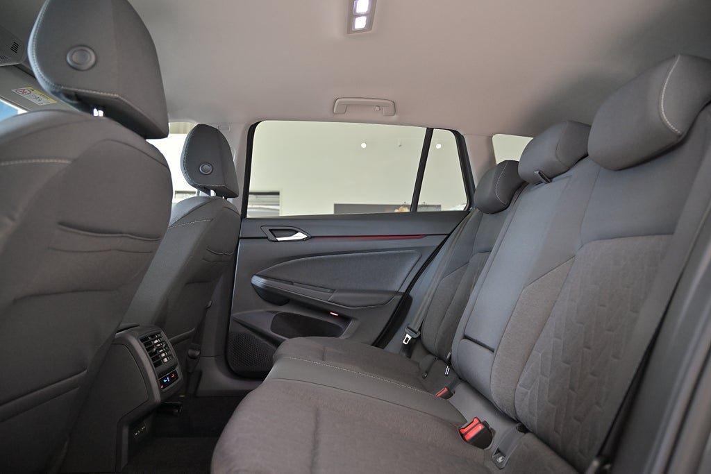 Vehicle Image 23