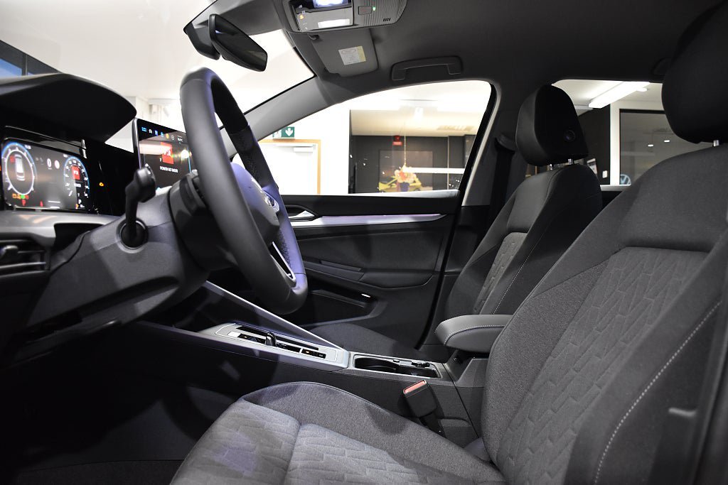 Vehicle Image 19