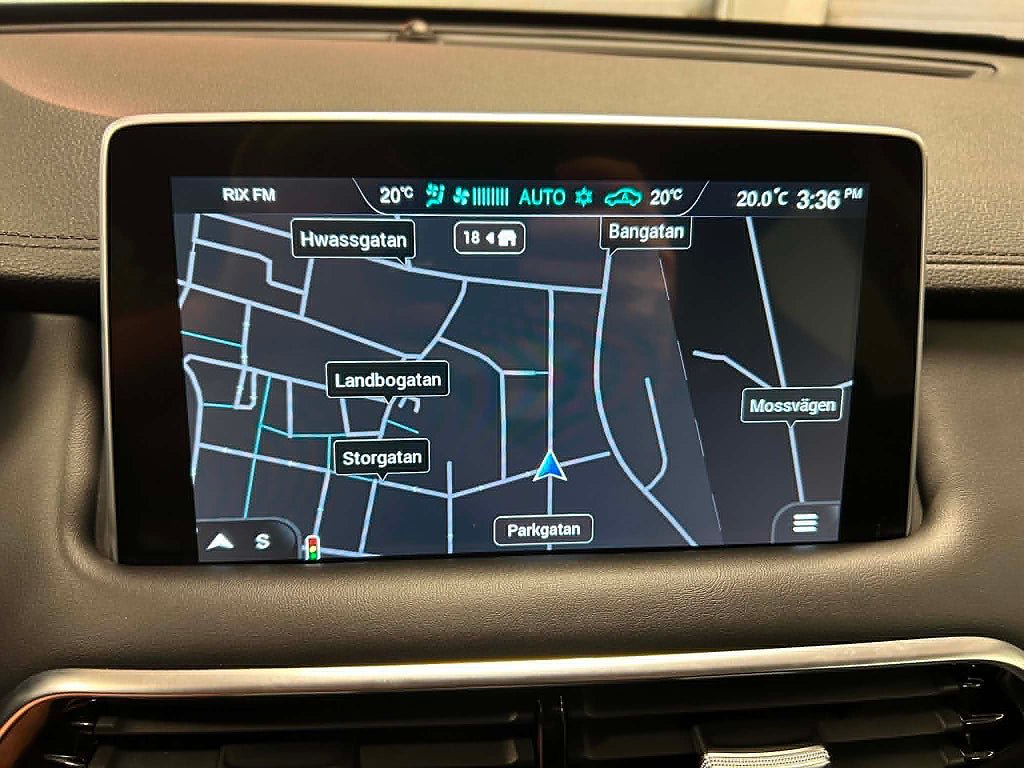 Vehicle Image 14