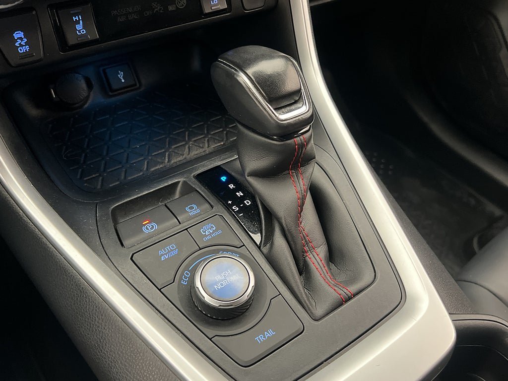 Vehicle Image 27