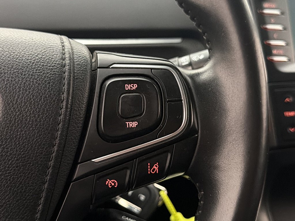 Vehicle Image 28
