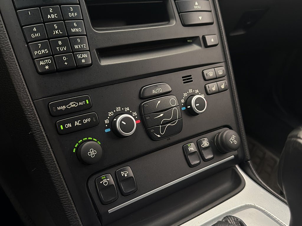 Vehicle Image 27
