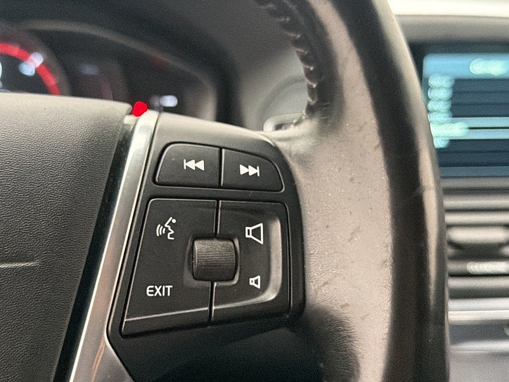 Vehicle Image 29