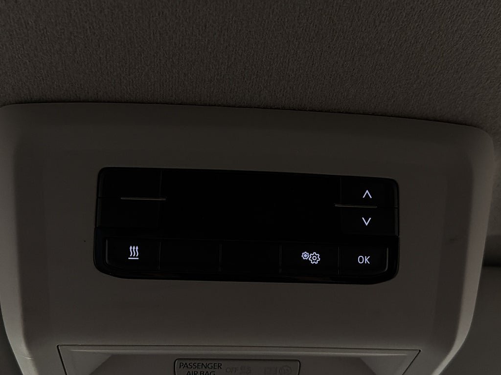 Vehicle Image 28