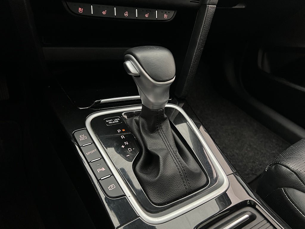 Vehicle Image 26