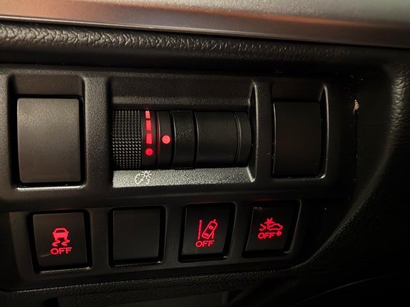 Vehicle Image 24