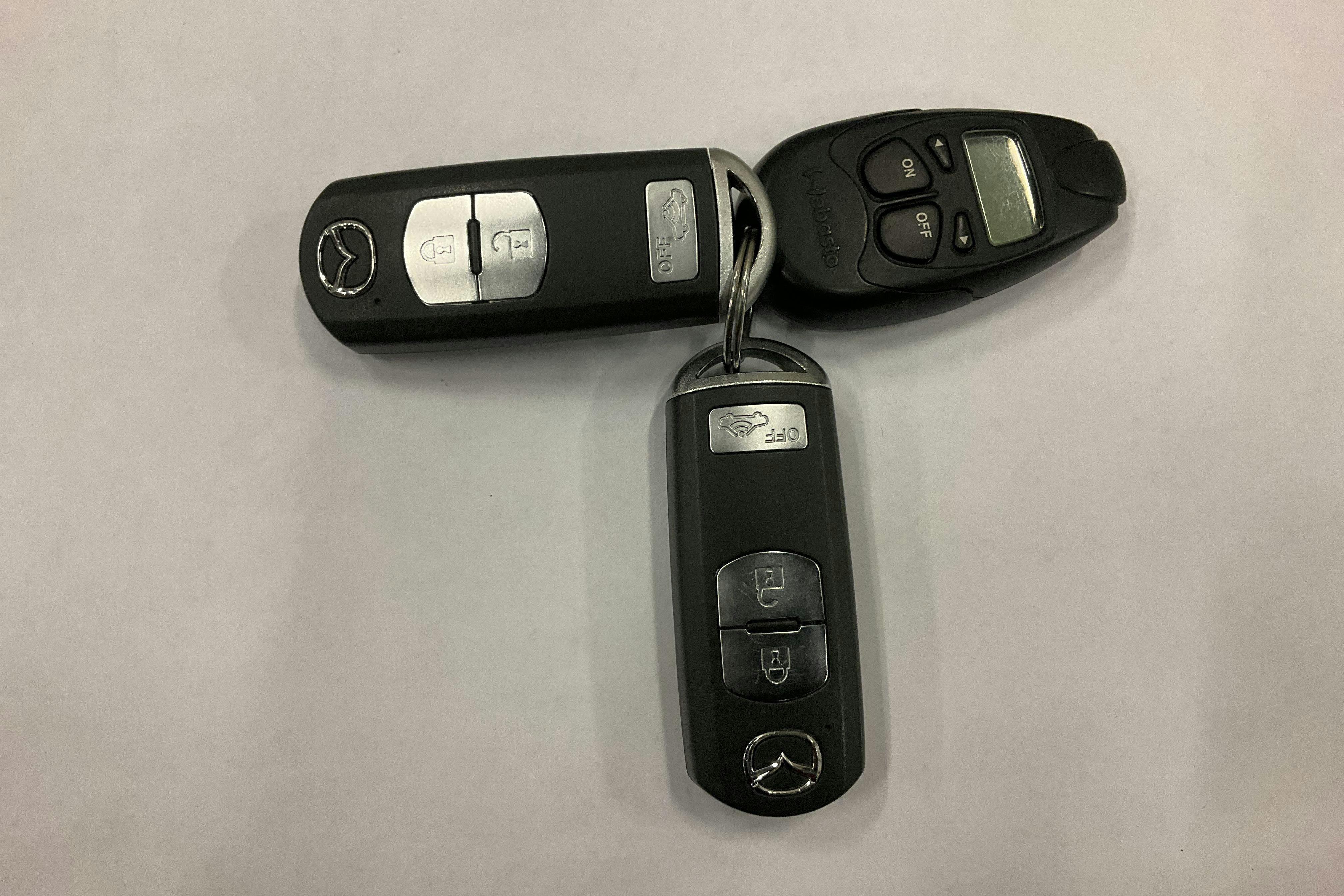 Vehicle Image 21
