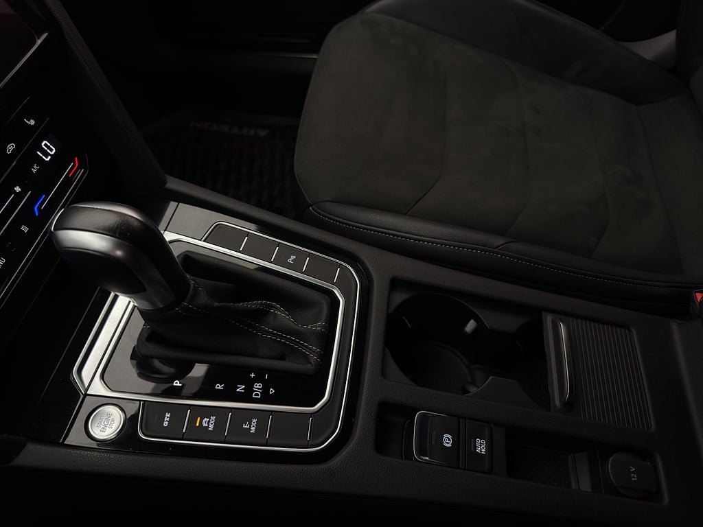 Vehicle Image 21