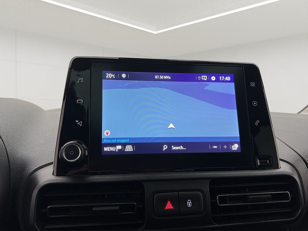 Vehicle Image 22